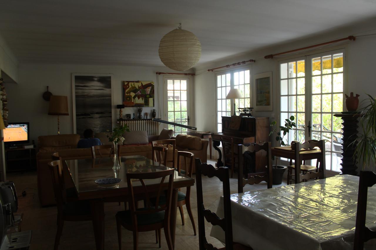 La Maison Blanche Bed and Breakfast Saint Aygulf Buitenkant foto