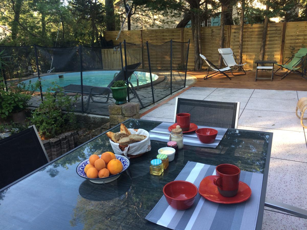 La Maison Blanche Bed and Breakfast Saint Aygulf Buitenkant foto